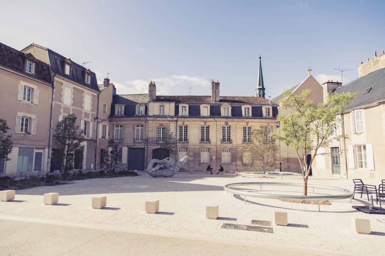 La Maison De La Liberte Studio Jules Verne Poitiers Eksteriør billede
