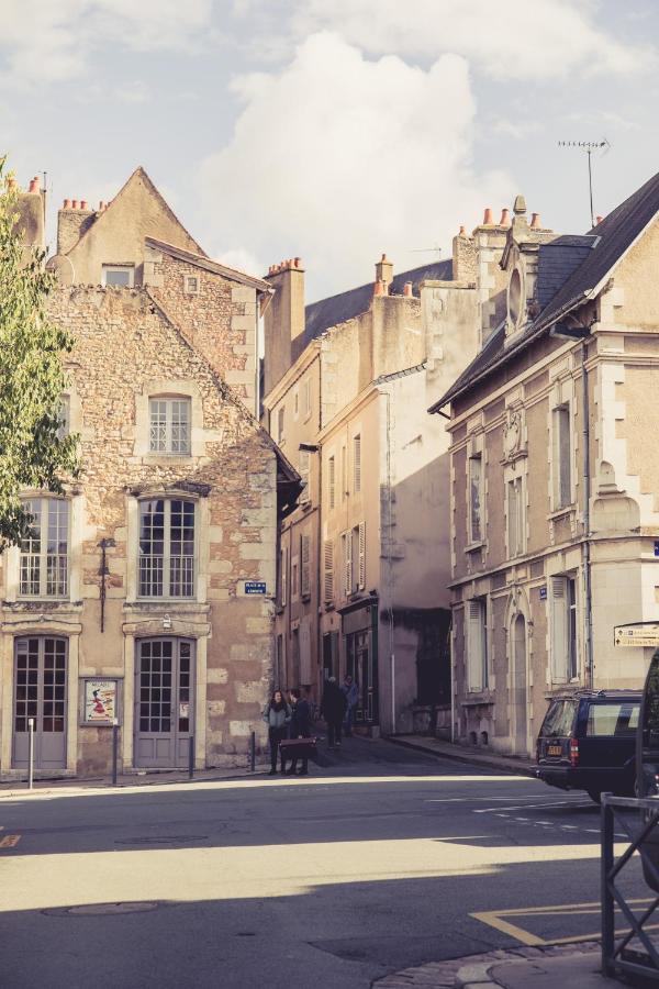 La Maison De La Liberte Studio Jules Verne Lejlighed Poitiers Eksteriør billede