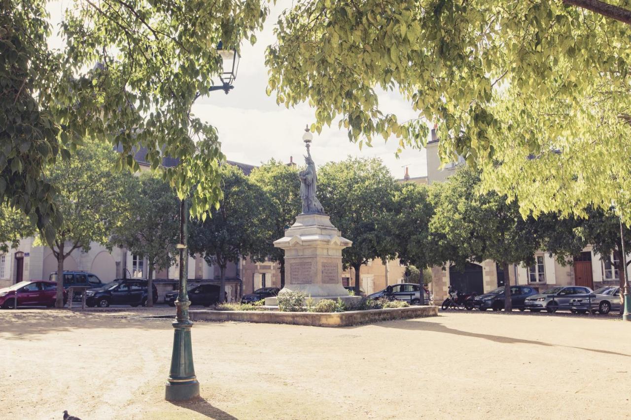 La Maison De La Liberte Studio Jules Verne Poitiers Eksteriør billede