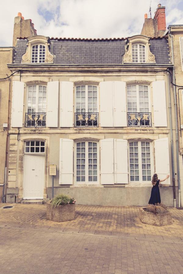 La Maison De La Liberte Studio Jules Verne Poitiers Eksteriør billede